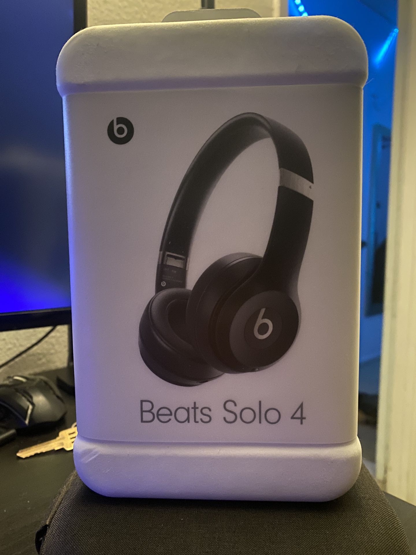 Beats Solo 4 Headphones