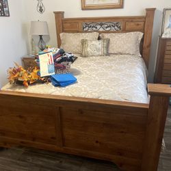 Queen Bedroom Set