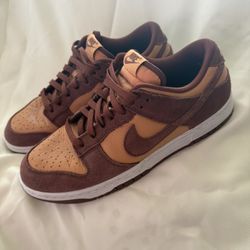Men’s Nike Dunk Low SE 10.5