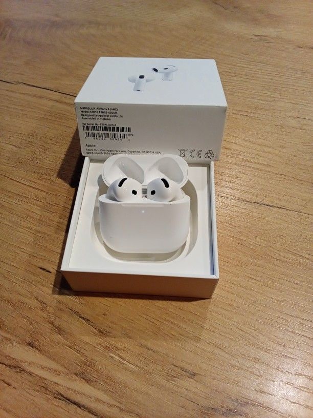 Apple Air Pod 4 Noise Cancelation