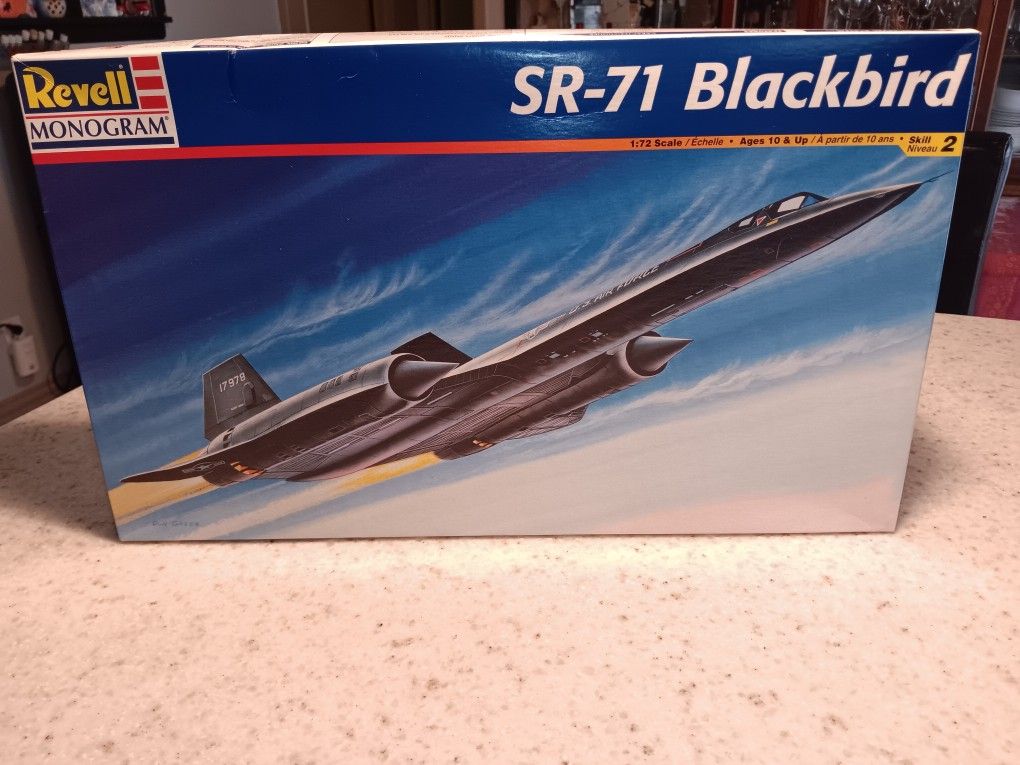 SR-71 Blackbird Scale Model by Revell