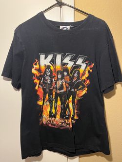 Kiss band t shirt