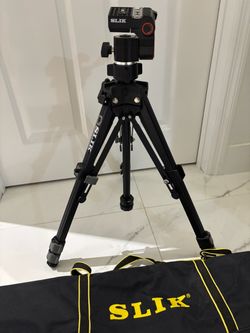 SILK universal U212 deluxe tripod