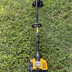 Bolens Bl110 25-cc 2-cycle 16-in Curved Shaft Gas String Trimmer LIKE NEW. WORKS FLAWLESSLY. 