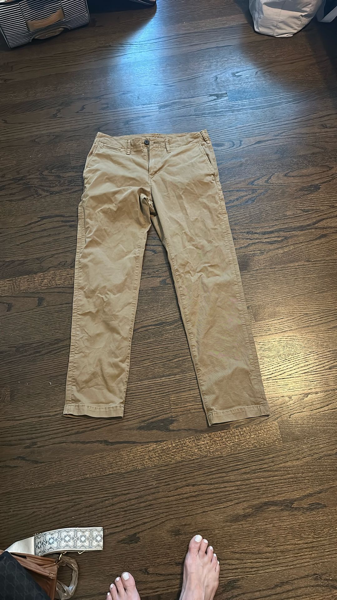 Men’s American Eagle 30x32 Khakis