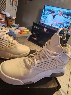 Shoes Jordan's