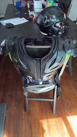 Razor Rz7 shoulder pads