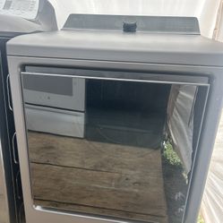 Dryer LG Smart Matte Black Easy load door 