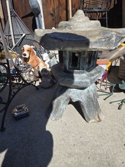 Concrete Japanese-style garden Pagoda Lantern,