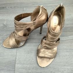 GUESS High Heels Sandals Gold Golden Metallic Zip Up Size 7.5 M