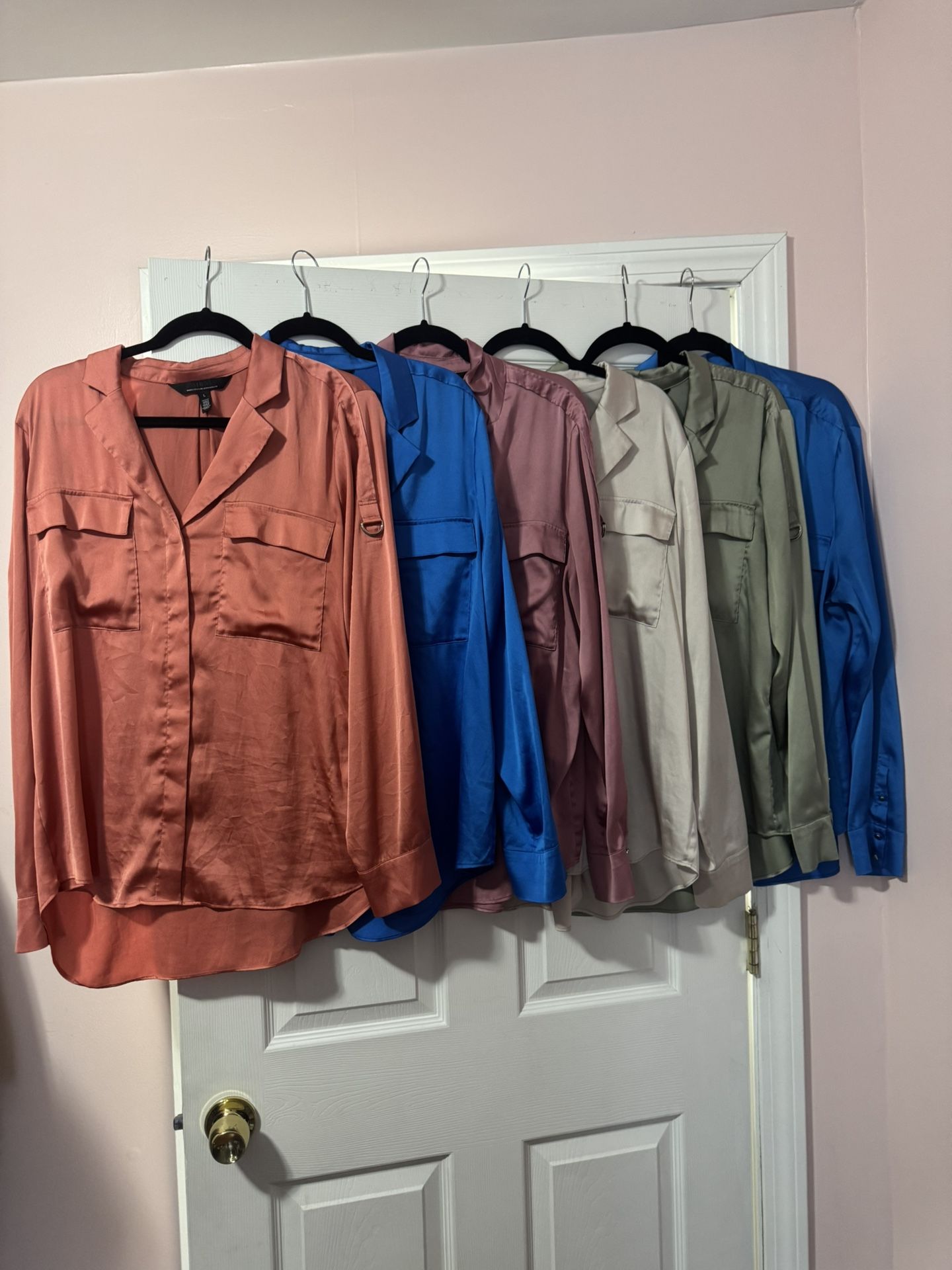 White House Black Market Work Shirts WHBM Professional Clothes Women’s Clothing