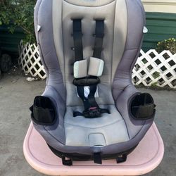 Car seat 