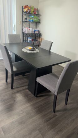 Kitchen table