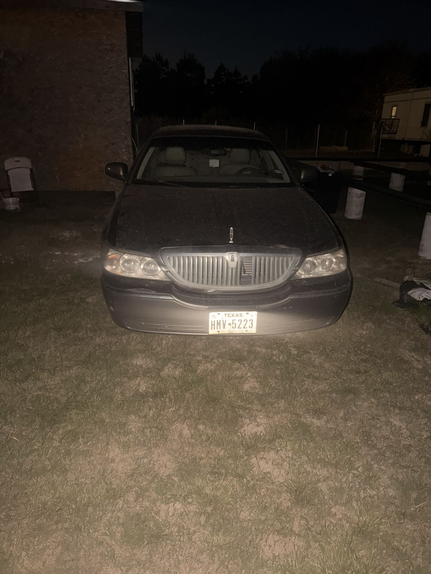 2004 Lincoln Town Car