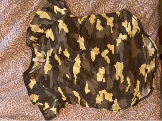 Lululemon size 8 top