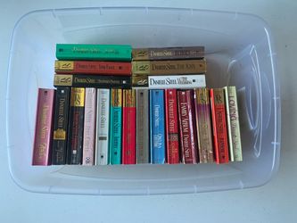 Danielle Steel Paperback books
