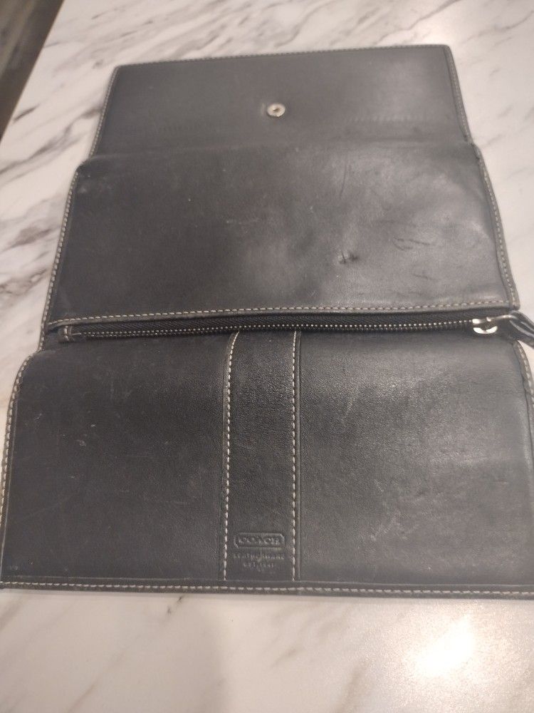Authentic Coach Wallet Real Leather