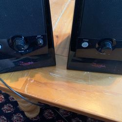 Rocketfish RF-WS01 speakers: FREE