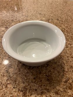 Crate and Barrel  Bowl 7”