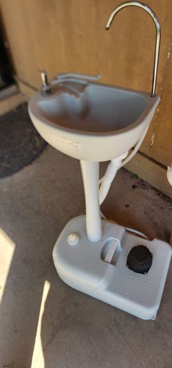 Camping sink