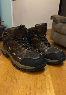 RED HEAD LEATHER INSULATED WATERPROOF leather Work boots size 6 men