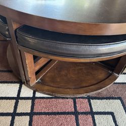 Coffee Table with 4 Stools 