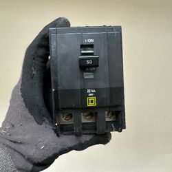 NEW Square D QOB350VH 50Amp 3Pole Bolt-On Circuit Breaker 240V