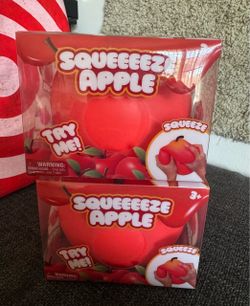 APPLE SQUISHIES