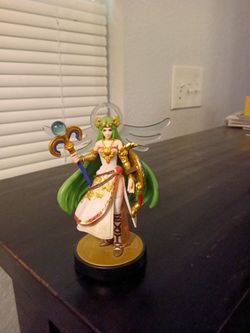 Palutena Nintendo Amiibo Figure