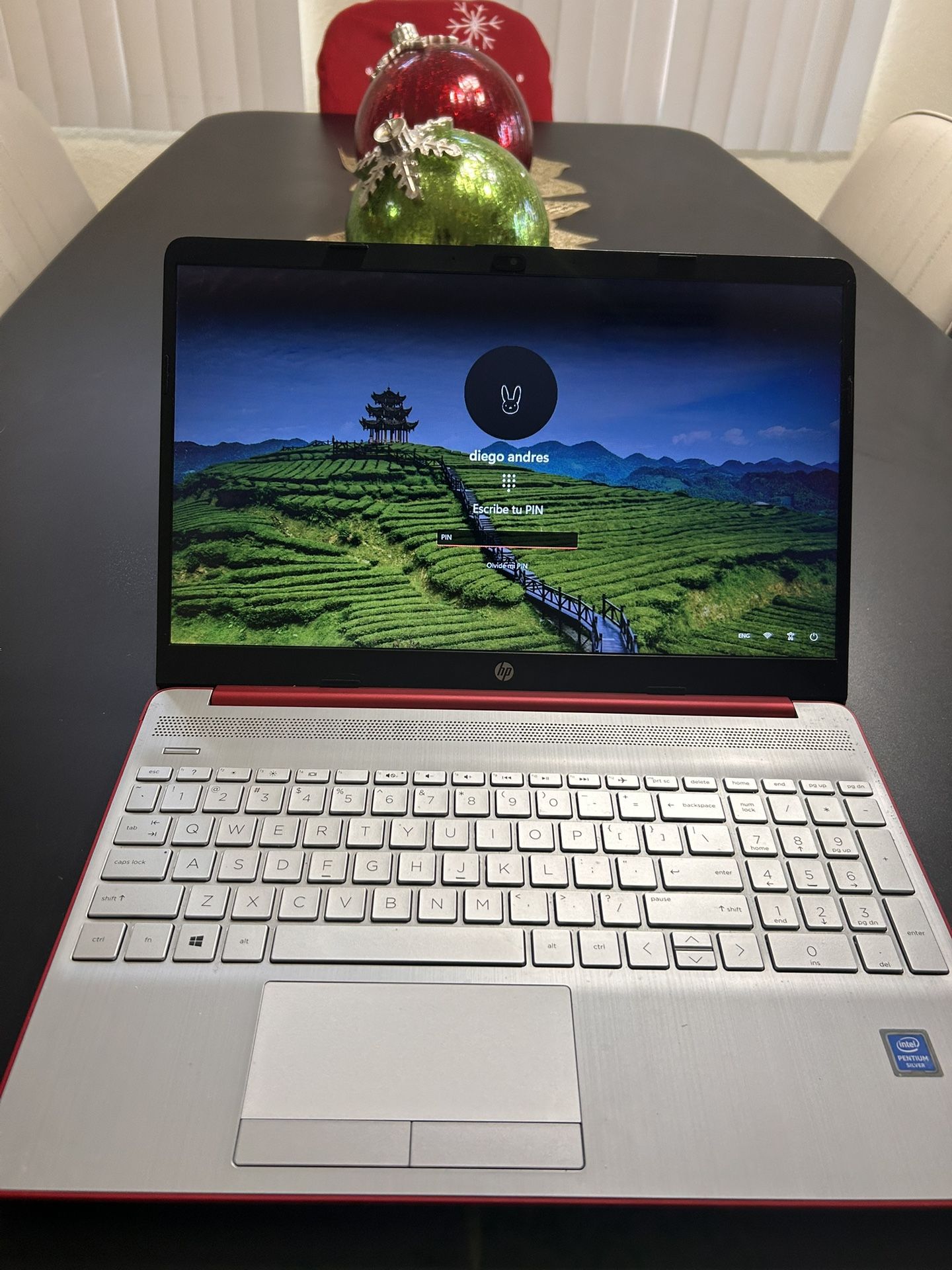 HP Laptop 15 – Red