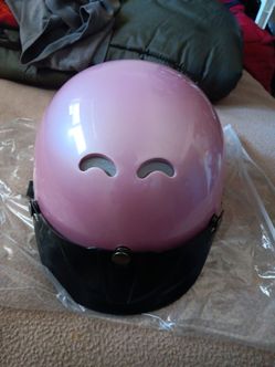 Helmet. Child 2- 5 yrs old. Pink.