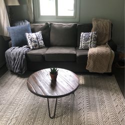 3 Seater Couch Like New 