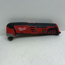 Milwaukee M12 Multi Tool 202917/12
