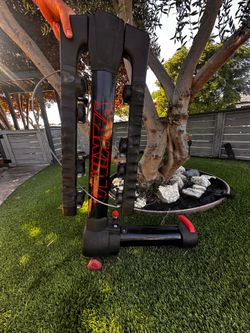 Yakima Bike rake-Car hitch. Up to 4 bikes
