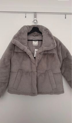 Abercrombie & Fitch Faux Fur Jacket size M