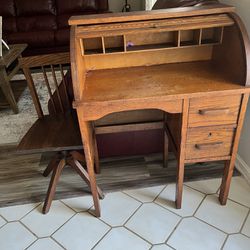 Antique Kids Roll up Desk And Chair 