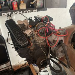 Chevy 5.0 305 Motor