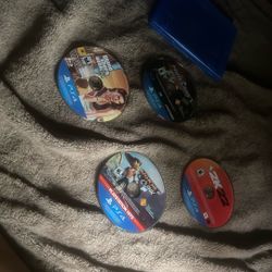 Perfect Condition PS4 Cds