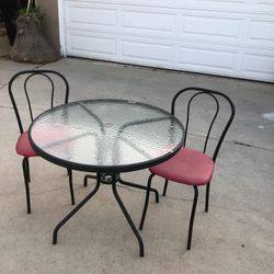 PATIO TABLE WITH CHAIRS 