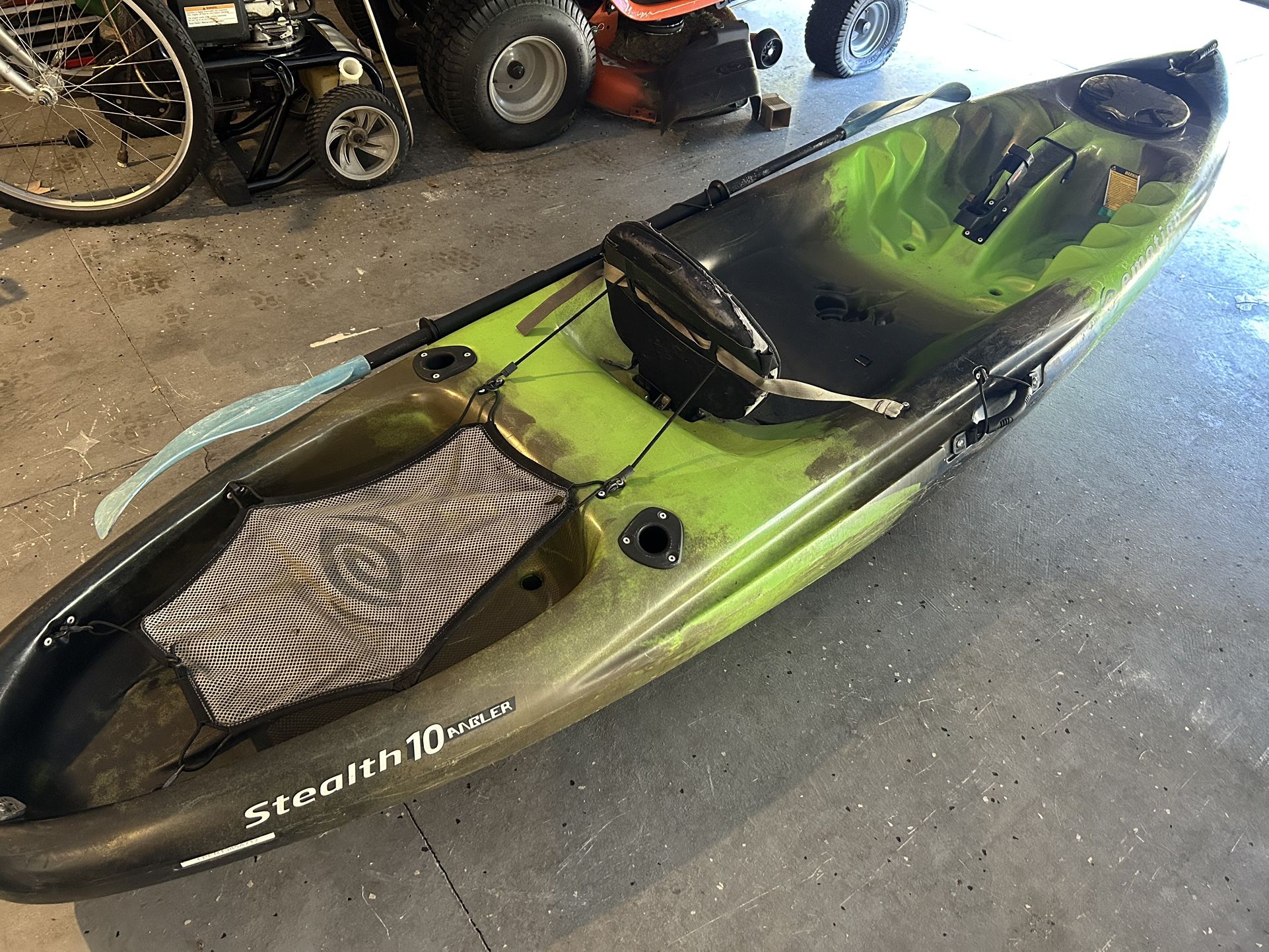 Emotion Stealth 10 Fishing Kayak
