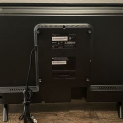 32inch Westinghouse ROKU TV_ 1 Year Old