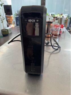TrippLite Smart1000LCD UPS - NEEDS BATTERY