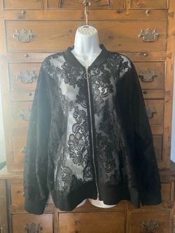 Woman’s Black Lace zip Closure Jacket Size 5XL Néw