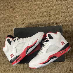 Jordan 5 Fire Red Black Tongue 2025 Sz 10.5 