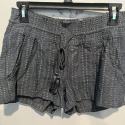 ROXY Womens SZ 8 Oceanside Gray Striped Tassel Drawstring Shorts W/ Pockets