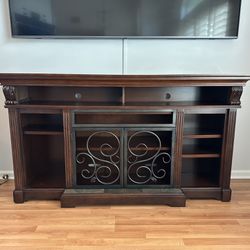72” TV stand