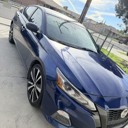 2020 Altima