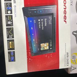 Pioneer 6.2 Touch screen Radio 