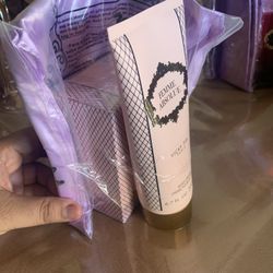 Femme Absolue Vicky Tiel Perfume Set