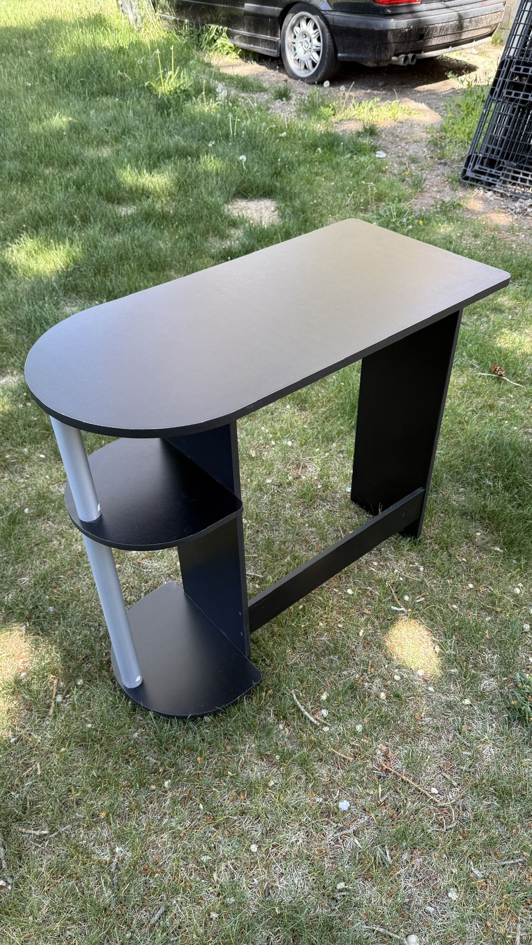 Black Desk